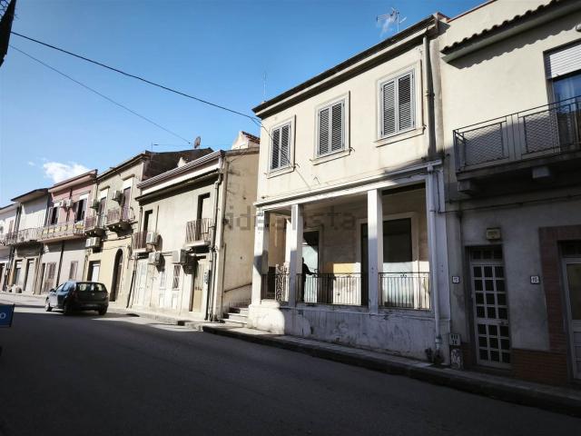 Casa in vendita a Nizza Di Sicilia, Sicilia
