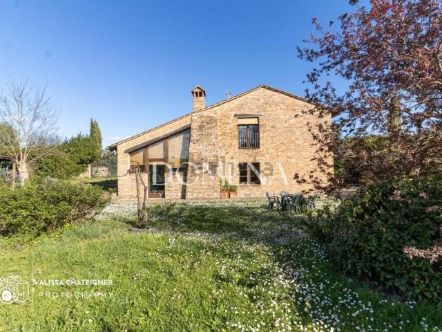 Casa in vendita a Sovicille, Toscana