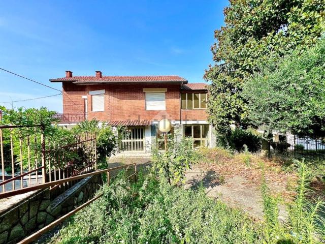 Casa in vendita a Montechiaro d'Asti, Asti