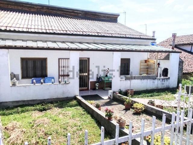 Casa in vendita a Piemonte, Alessandria