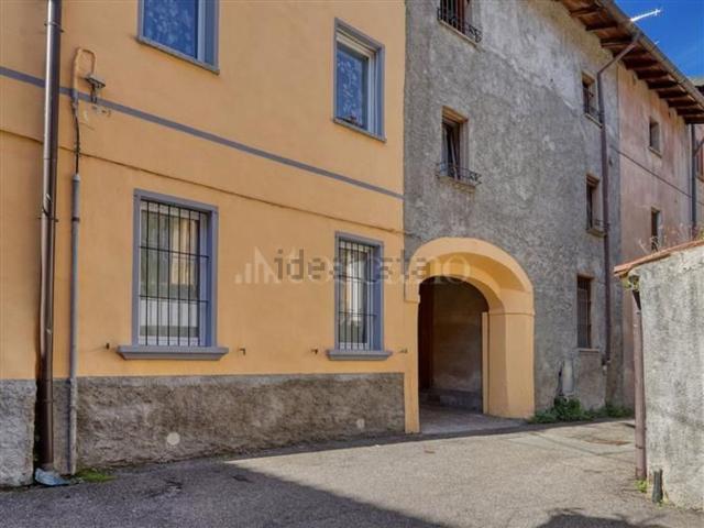 Casa in vendita a Comunità Montana del Piambello, Lavena Ponte Tresa