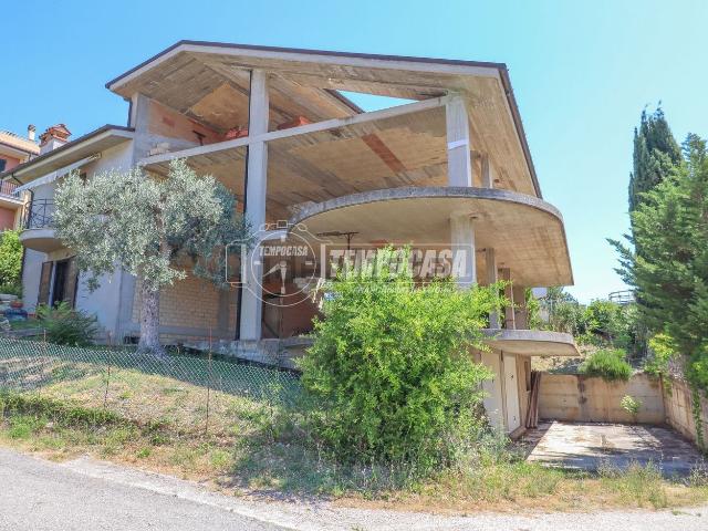 Casa in vendita a Marche, Fermo