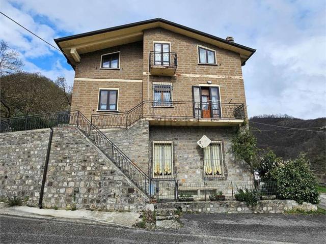 Casa in vendita a Unione di comuni Valmarecchia, Casteldelci