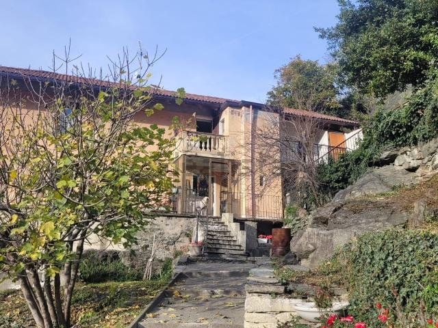 Casa in vendita a Torille, Verres