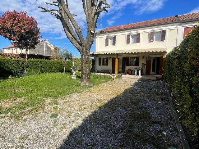 Casa in vendita a Piazzola Sul Brenta, Veneto