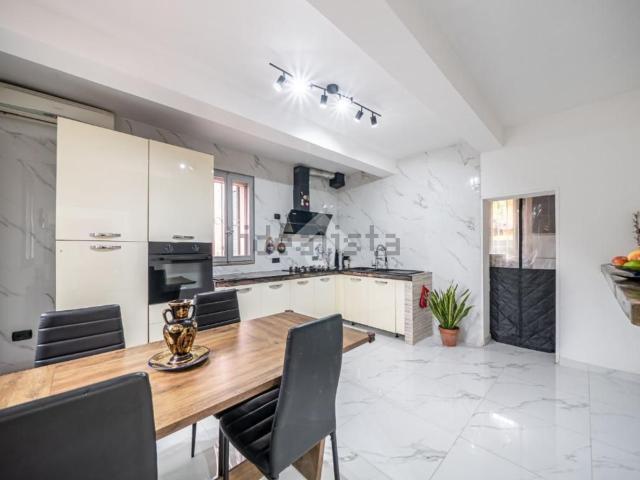 Casa in vendita a Re, Reggio Emilia