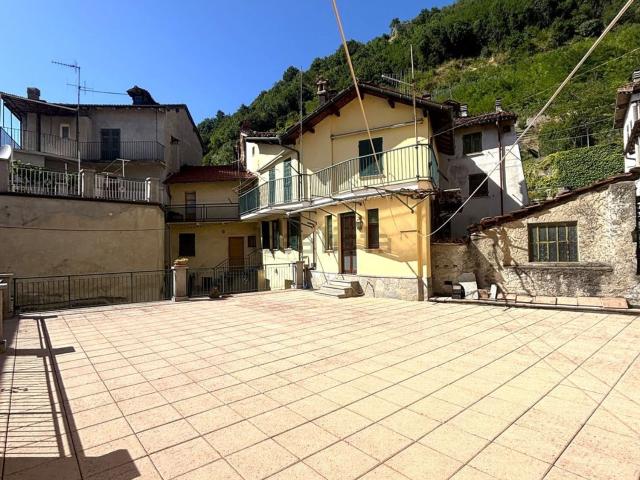 Casa in vendita a Piemonte, Alessandria