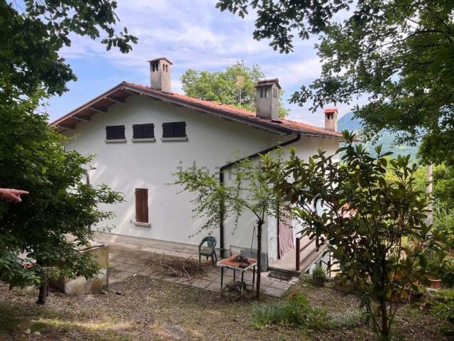Casa in vendita a Appennino Reggiano, Re