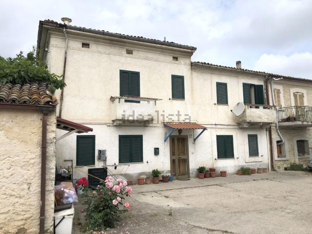 Casa in vendita a Treglio, Abruzzo