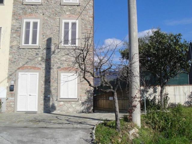 Casa in vendita a San Colombano, Capannori