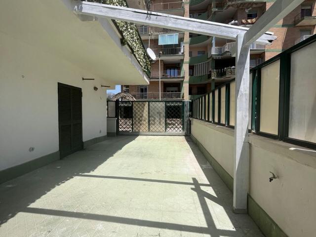 Casa in vendita a Castel Volturno, Campania