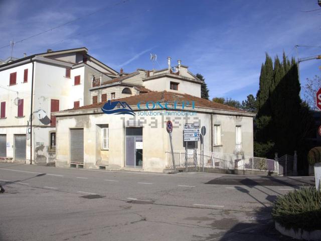 Casa in vendita a Unione dei Comuni della Val Vibrata, Civitella Del Tronto