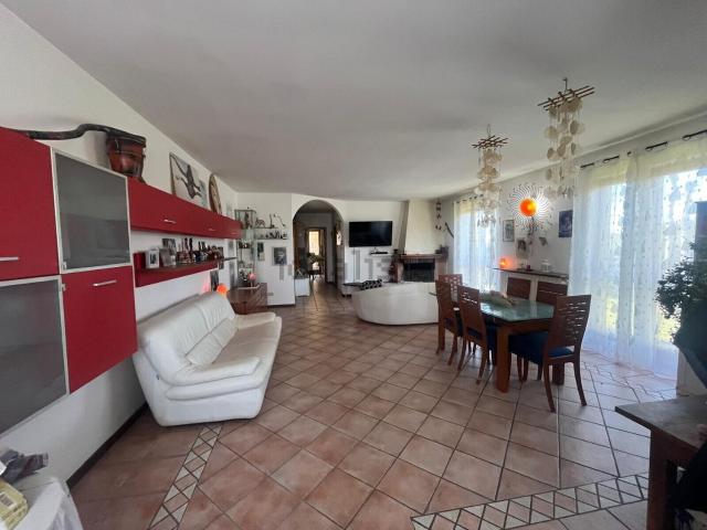 Casa in vendita a Castiglione Delle Stiviere, Lombardia