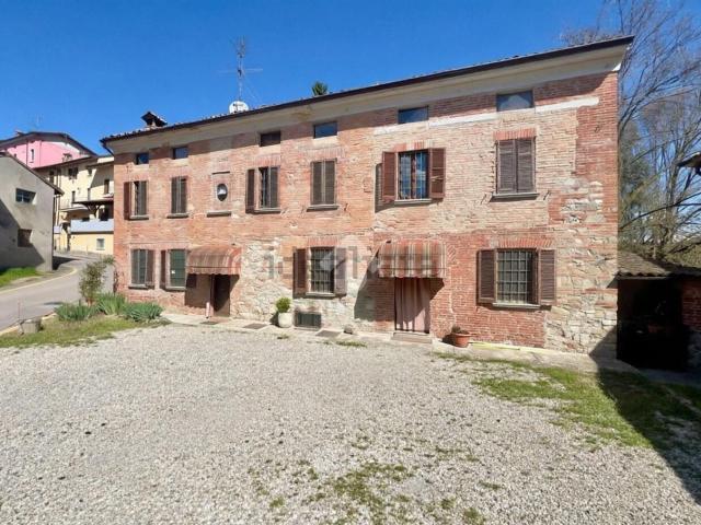 Casa in vendita a Canneto Pavese, Lombardia