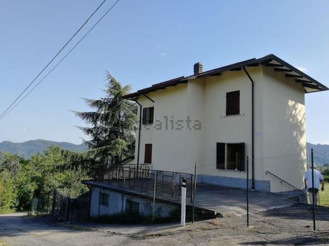 Casa in vendita a Appennino Reggiano, Re