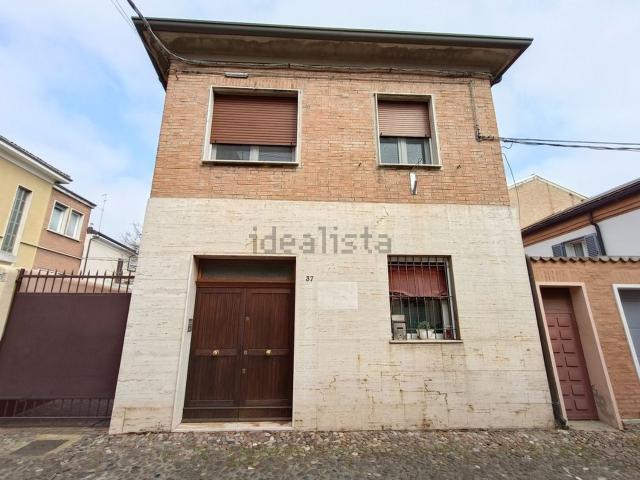 Casa in vendita a Centro cittadino, Ferrara