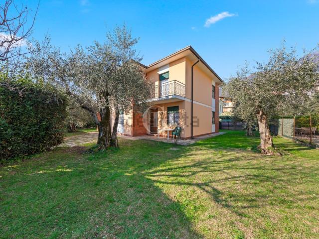 Casa in vendita a Comunità Montana Parco Alto Garda bresciano, Toscolano Maderno