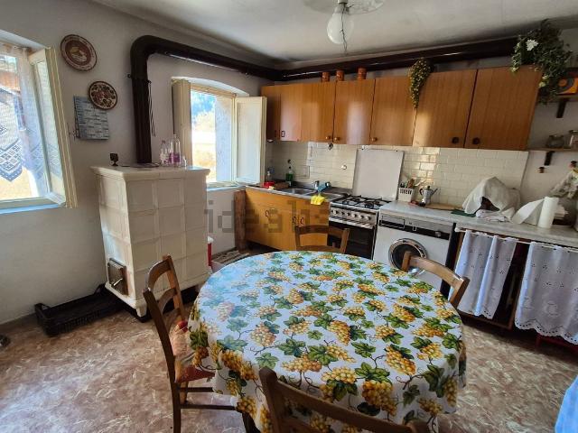 Casa in vendita a Peaio, Veneto