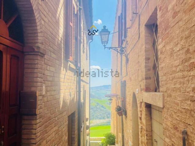 Casa in vendita a Marche, Fermo