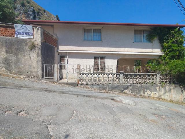 Casa in vendita a San Fratello, Sicilia