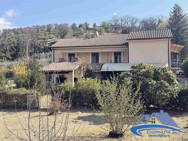 Casa in vendita a San Valentino, Terni