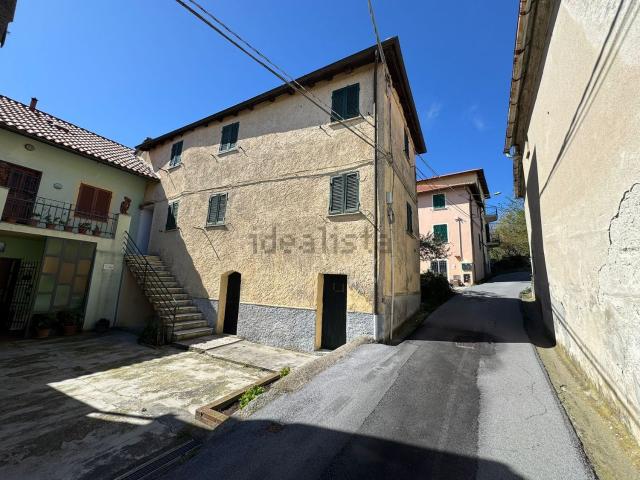 Casa in vendita a Stella, Liguria