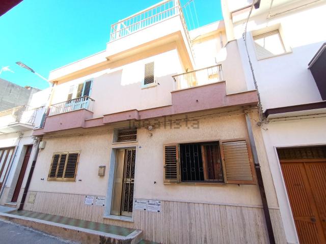 Casa in vendita a Comiso, Ragusa