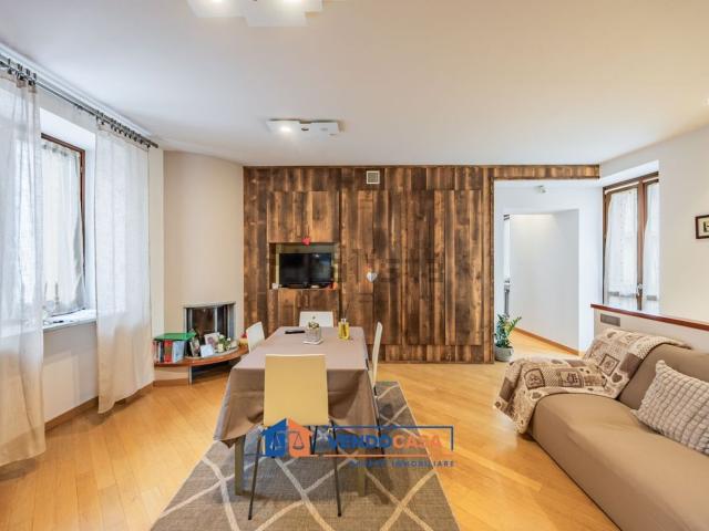 Casa in vendita a Rocca de' Baldi, Cuneo