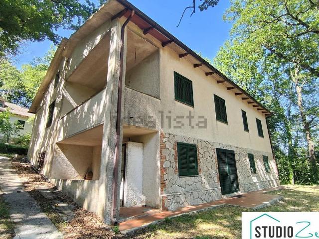 Casa in vendita a Montecastrilli, Umbria