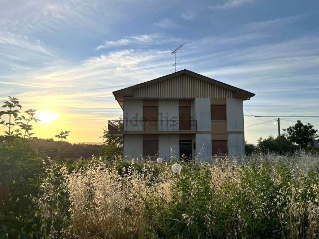 Casa in vendita a Solfanuccio, Marche