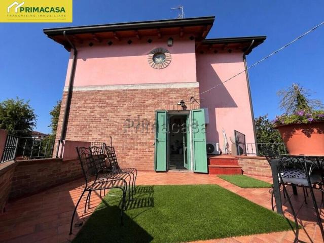 Casa in vendita a Pianura Reggiana, Re