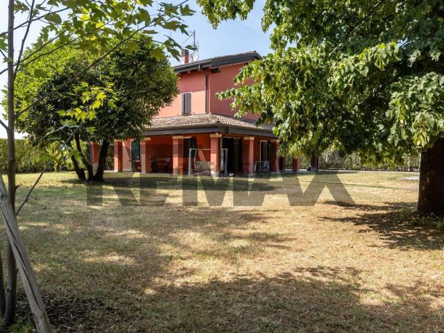 Casa in vendita a Noceto, Reggio Emilia