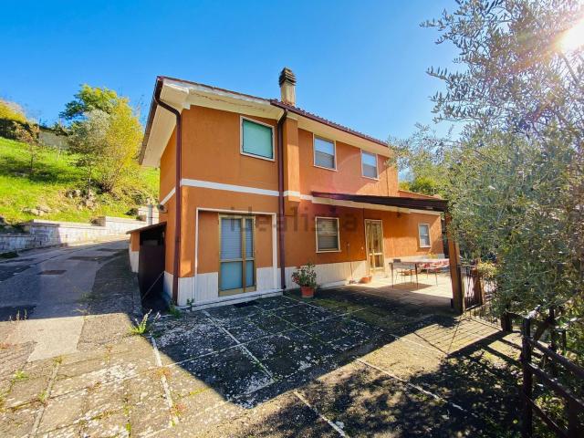 Casa in vendita a Roma Capitale, Lazio