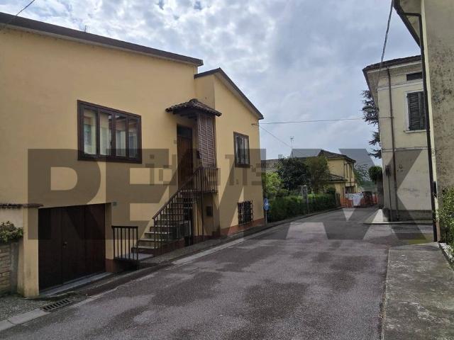 Casa in vendita a Canneto sull'Oglio, Mantova
