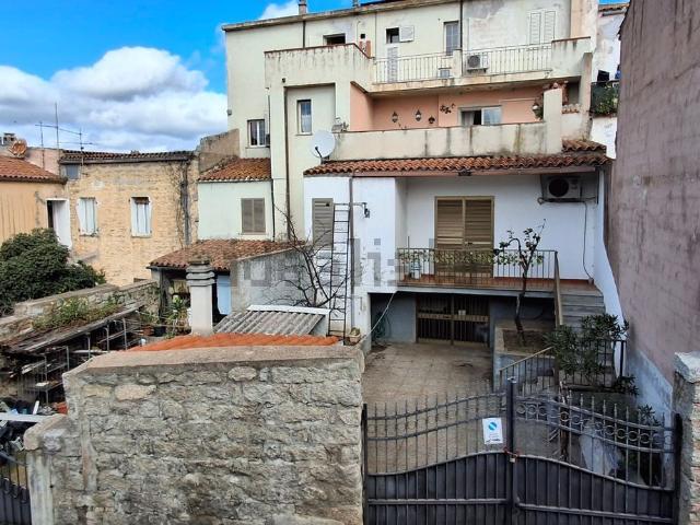 Casa in vendita a Alzachèna/Arzachena, Arzachena