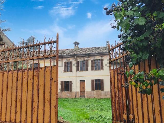 Casa in vendita a Piemonte, Alessandria