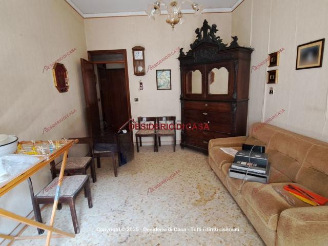 Casa in vendita a Cerda, Sicilia