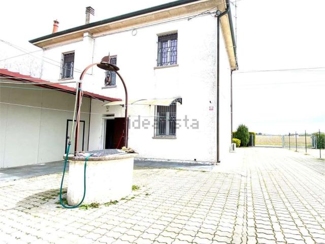 Casa in vendita a Voghenza, Voghiera