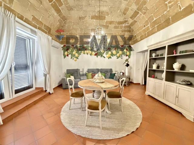 Casa in vendita a Terrasini, Sicilia