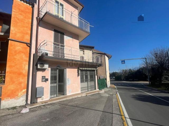 Casa in vendita a Montinelle, Manerba Del Garda