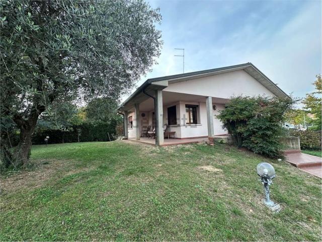 Casa in vendita a Susegana, Treviso
