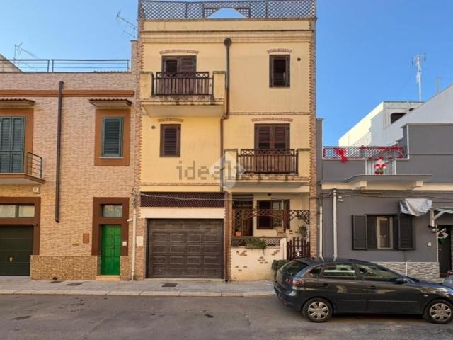 Casa in vendita a Cappuccini, Puglia