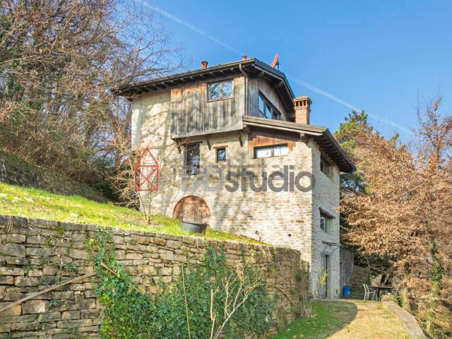 Casa in vendita a Bastia, Bergamo