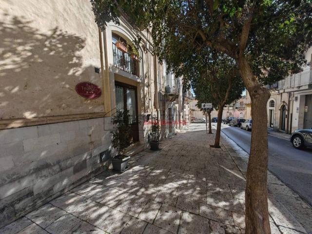 Casa in vendita a Ragusa Ibla, Ragusa