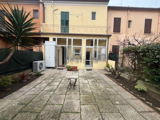 Casa in vendita a Centro Storico, Marche