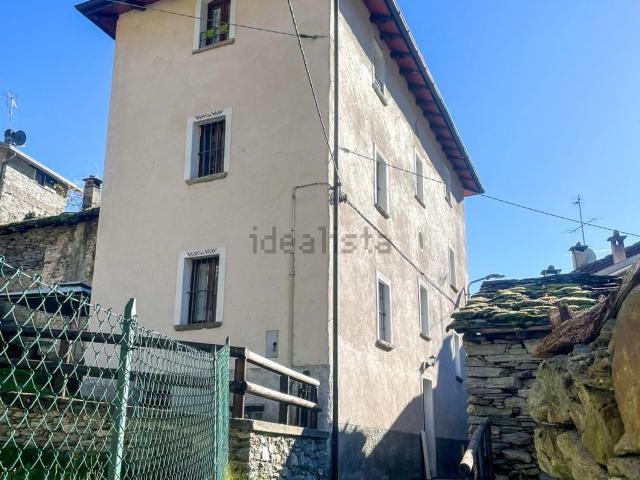 Casa in vendita a Marveggia, Lombardia