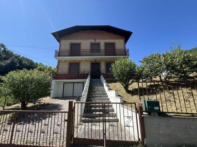Casa in vendita a Bardi, Reggio Emilia