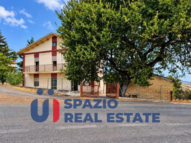 Casa in vendita a Elice, Pescara