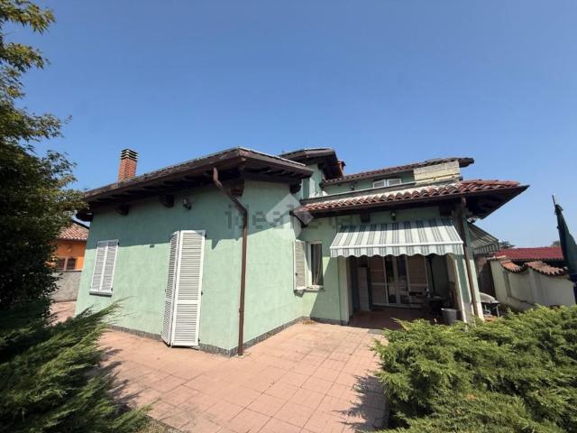 Casa in vendita a Buccella, Vigevano