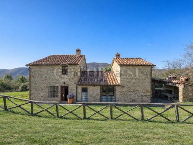 Casa in vendita a Cortona, Toscana